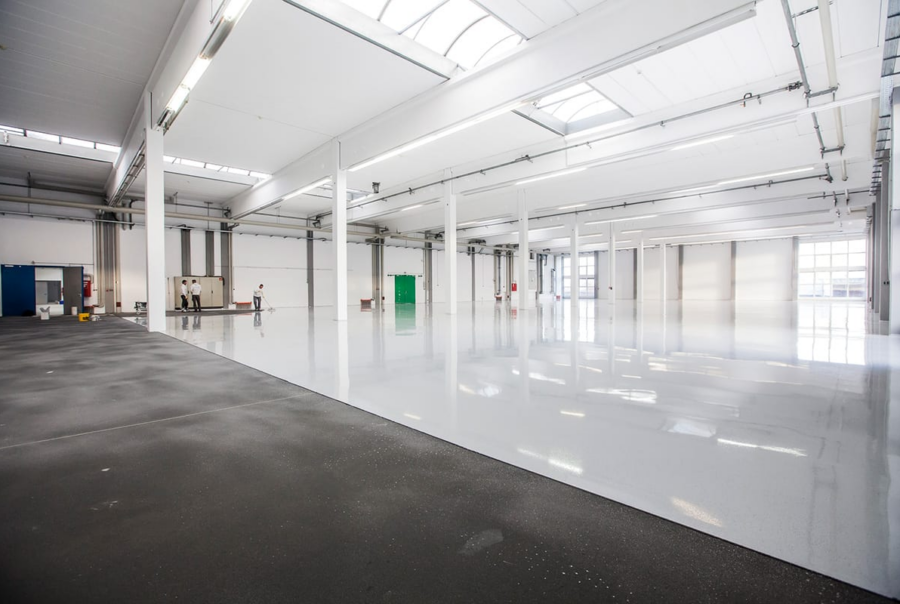 Bodenbeschichtung in Industriehallen